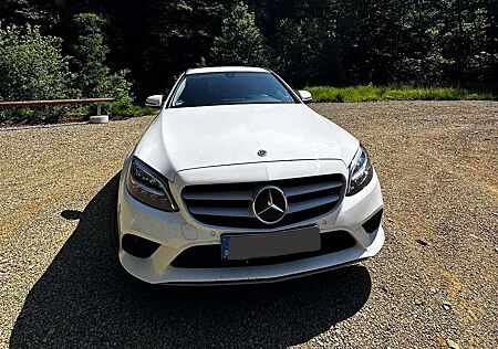 Mercedes-Benz C 180 d T 9G-TRONIC