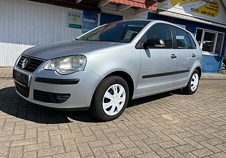 VW Polo Volkswagen 1.2i United, 70 PS, TÜV 7/26, 8-fach bereift,