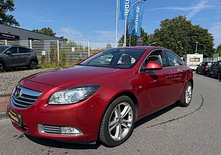 Opel Insignia 2,8 V6 4X4 1.HD/AUTOMATIK/NAVI/XENON/LEDER/ALU/