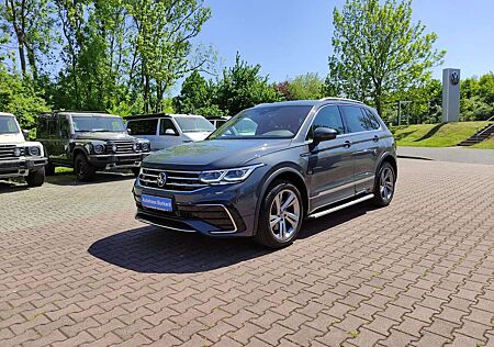 VW Tiguan Volkswagen R-Line 2.0 TDI+200Ps+4M+AHZV+Standh.+RFK+