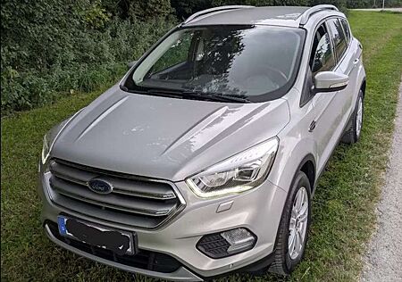 Ford Kuga 1.5 EcoBoost 2x4 Cool