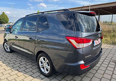 SsangYong Rodius 2.2 Diesel Automatik 7Sitzer Euro6 Pdc