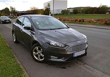 Ford Focus 2.0 TDCi DPF Start-Stopp-System Titanium