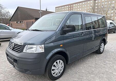 VW T5 Caravelle Volkswagen 9-Sitzer 2.5TDI *Webasto*Klima*AHK*