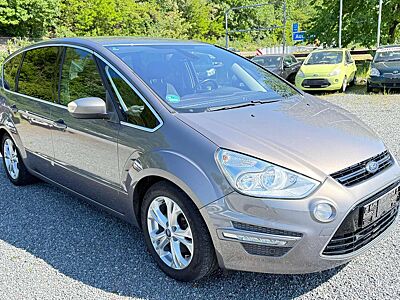 Ford S-Max Titanium