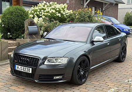 Audi S8 5.2 FSI Facelift / Alcantarahimmel / ACC / Standh.