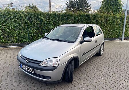 Opel Corsa 1.0 mit TÜV