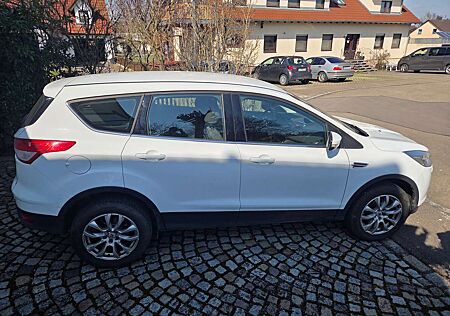 Ford Kuga 1.5 EcoBoost 2x4 Trend