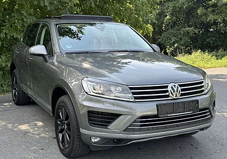 VW Touareg Volkswagen V6 TDI Start-Stopp Terrain-Tech 4Motion Luftfederu