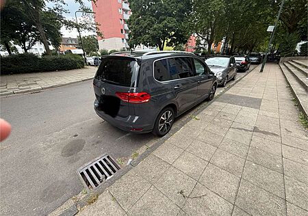 VW Touran Volkswagen 1.5 TSI EVO Edition DSG7 110kW