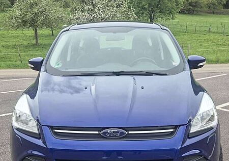 Ford Kuga 1.5 EcoBoost 2x4 Trend