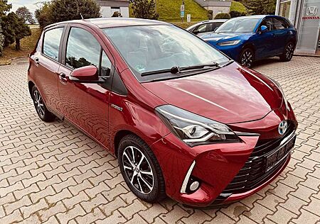 Toyota Yaris Hybrid 1.5 VVT-i Hybrid CVT Team Deutschl.