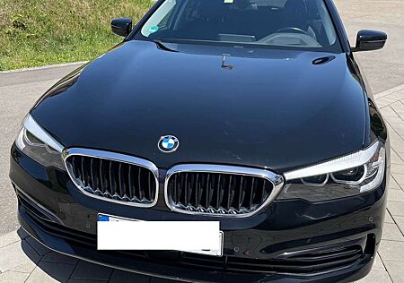 BMW 520d 520 5er Touring Diesel xDrive Touring Aut. Sport