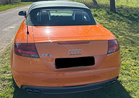 Audi TT 2.0 TFSI TTS Roadster quattro