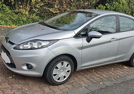 Ford Fiesta 1,4 TDCi DPF Trend Top Zustand +TÜV NEU!
