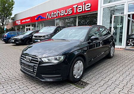 Audi A3 Sportback 1.6 TDI attraction DSG*NAVI*PDC*