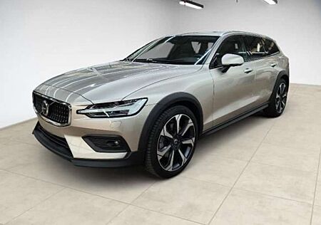 Volvo V60 CC V60 Cross Country V60 B5 Cross Country ULTIMATE*SD*STH*MASSAGE*B&W