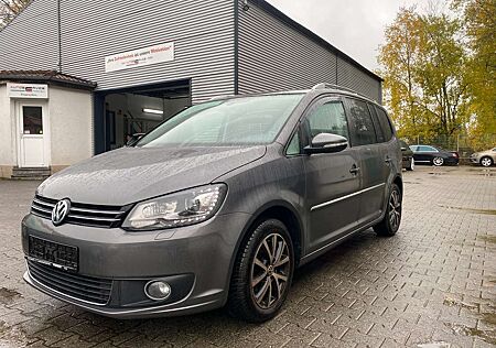 VW Touran gebraucht kaufen VW Touran Volkswagen 2.0 TDI Highline DSG Scheckhft Navi Xenon AHK Pano