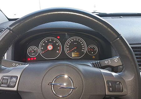 Opel Vectra 1.8 Easytronic Edition Plus