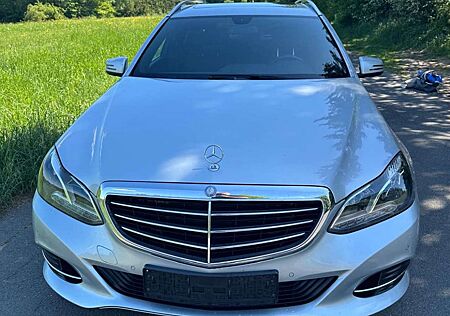 Mercedes-Benz E 220 BlueTEC T–Modell
