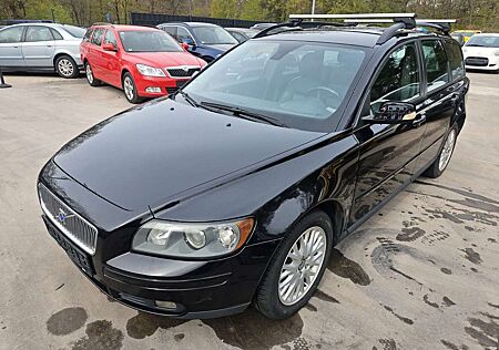 Volvo V50 Kombi 2.4i Summum
