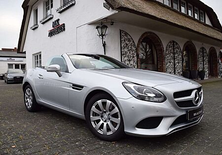 Mercedes-Benz CLC 200 SLC 200 SLC 200 Roadster **Leder*Navi**