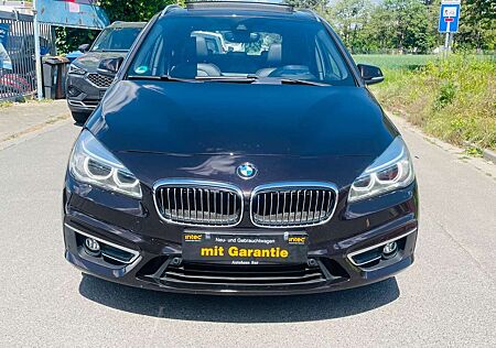 BMW 220 Baureihe/ d xDrive/LED/AHK/Schiebedach