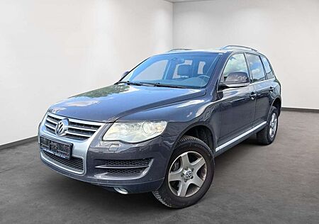 VW Touareg Volkswagen V6 TDI Automat Leder SHZ AHK PDC TÜV neu