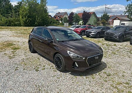 Hyundai i30 Intro+Navi,140PS++