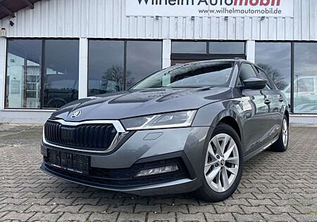 Skoda Octavia Combi Ambition iV Matrix Beam Kamera AHK