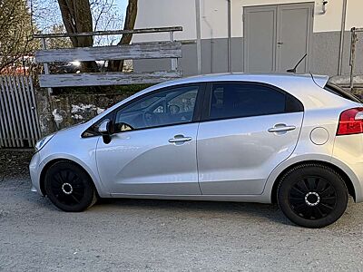 Kia Rio Dream Team