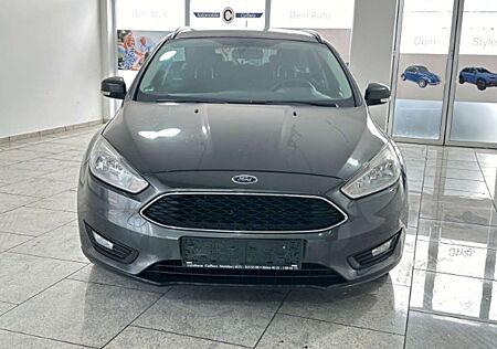 Ford Focus Business 1.5 TDCi Navi Apple CarPlay Android Auto