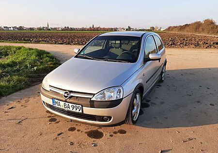 Opel Corsa 1.4 16V