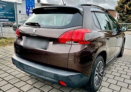 Peugeot 2008 Active // Top Zustand, nur 18540 km