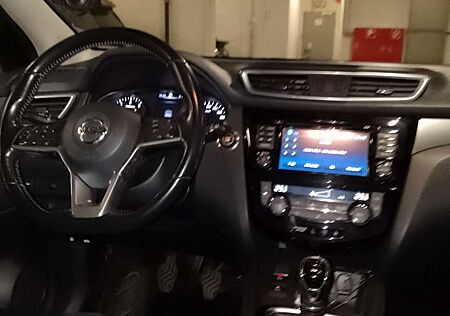 Nissan Qashqai 1.6 DIG-T ACENTA