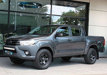 Toyota Hilux Double Cab 4x4 mit Standheizung