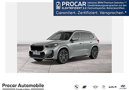 BMW iX1 xDrive30 M-SPORT+HUD+PANO+ACC+AHK+RFK+NAVI