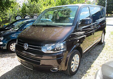 VW T5 Transporter Volkswagen Bus Multivan Highline
