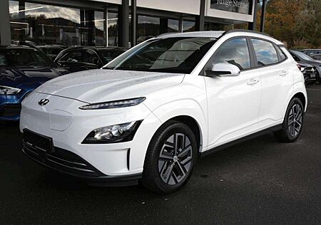 Hyundai Kona Elektro 2WD ACC Kamera Lenkradheizung PDC