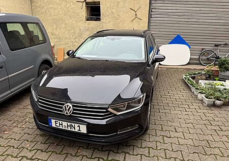 VW Passat Variant Volkswagen 2.0 TDI (BlueMotion Technology) Trendline