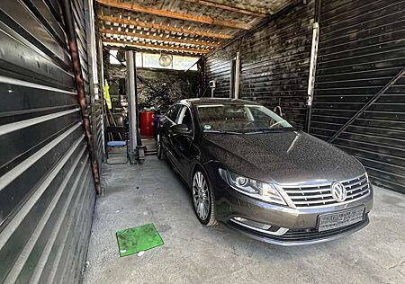 VW Passat CC Volkswagen 2.0 TDI BlueMotion Technology Exclusive