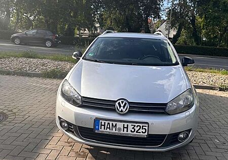 VW Golf Variant Volkswagen 1.6 TDI DPF Style