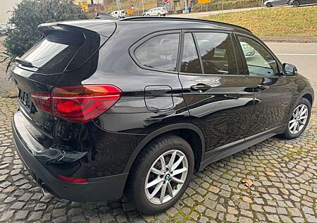 BMW X1 sDrive 18 d Advantage Harman Kardon