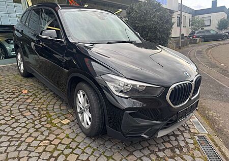 BMW X1 sDrive 18 d Advantage Harman Kardon