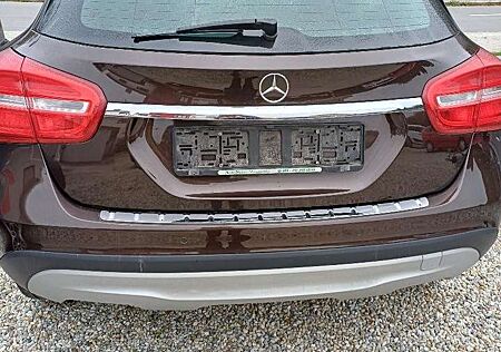 Mercedes-Benz GLA 200 7G-DCT Style