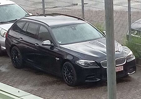 BMW 550 M550d xDrive Touring Sport-Aut. / Standhzg / 20"