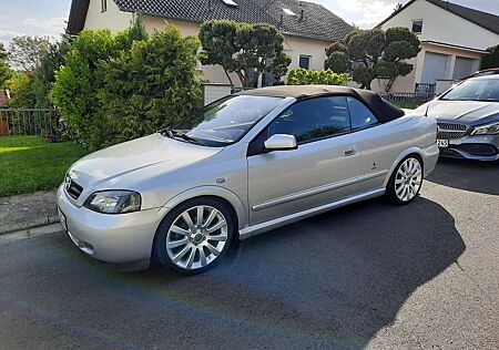 Opel Astra Cabrio 2.2 16V