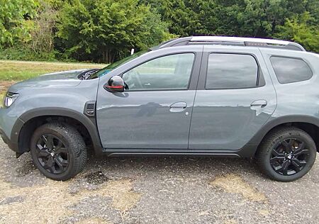 Dacia Duster TCe 100 2WD ECO-G Sondermodell Extreme