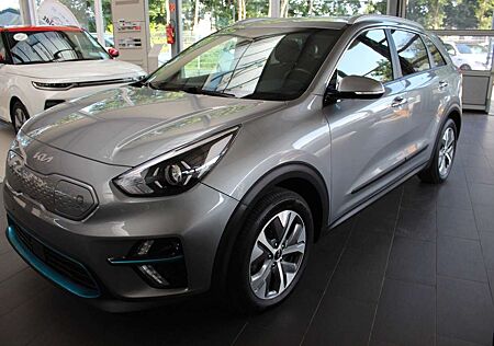 Kia Niro e- Vision 64 kWh(3 Phasen, PLUS Paket, AHK)