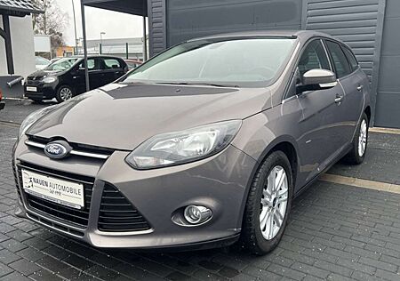 Ford Focus Turnier Titanium+Sommerreifen+Kima+Tempomat+AHK+